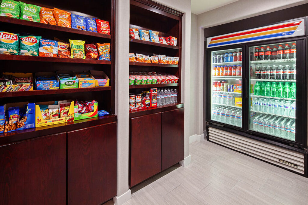 Snack Shop Amenities - Best Hollywood Hotel Stay Book Holiday Inn Express Hollywood Walk Of Fame Hotel